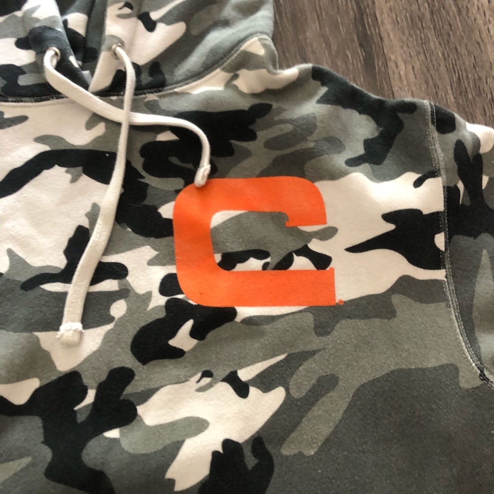 Independent Trading Co Camo Heavyweight Hoodie Size S Orange C Graphic Pullover - Picture 2 of 9